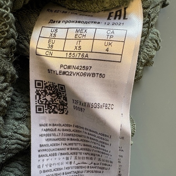 Guess Green short Flutter Sleeve smocked ruched bodycon Mini Dress size XS - Picture 5 of 8